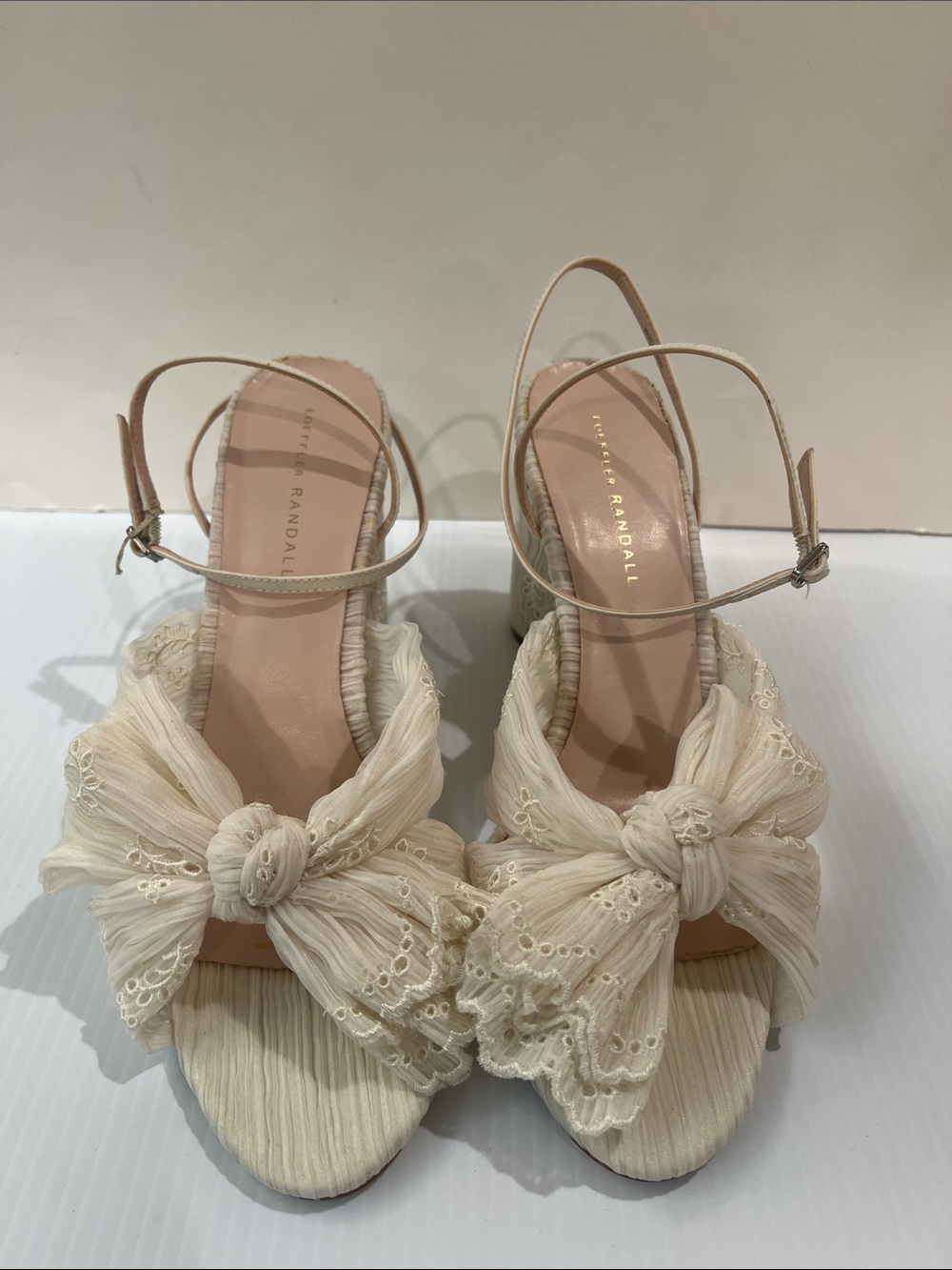 New Loeffler Randall Women’s Cream Bow block heel sandals in Size 11.5